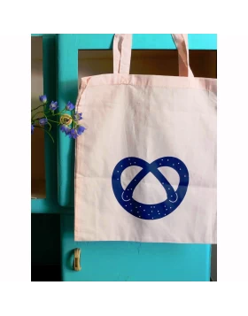 Υφασμάτινη τσάντα - Handbedruckte Stofftasche mit Brezelmotiv rosa